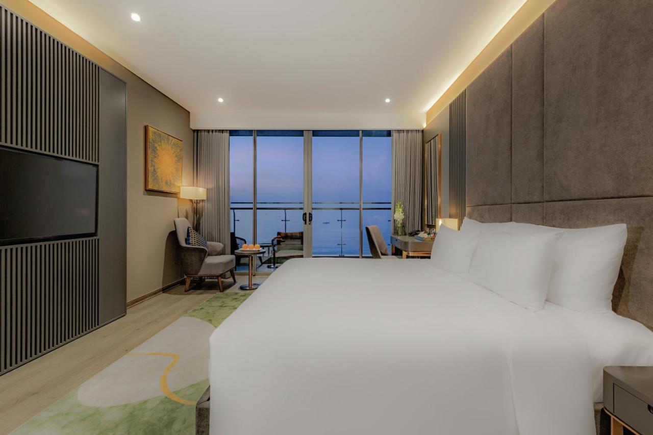Le Sands Oceanfront Danang Hotel Eksteriør billede